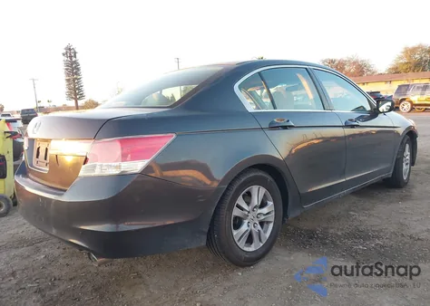 2011 Honda Accord 2.4 Lx-P z USA, uszkodzony, nr VIN 1HGCP2F40BA042326